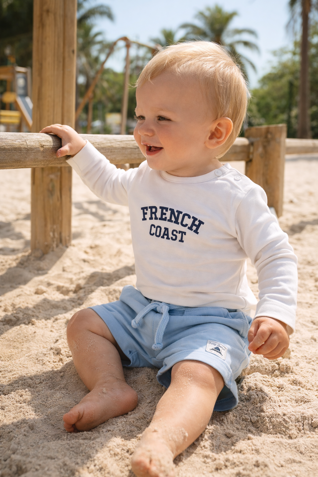 Frogs & Dogs baby short lichtblauw met koord